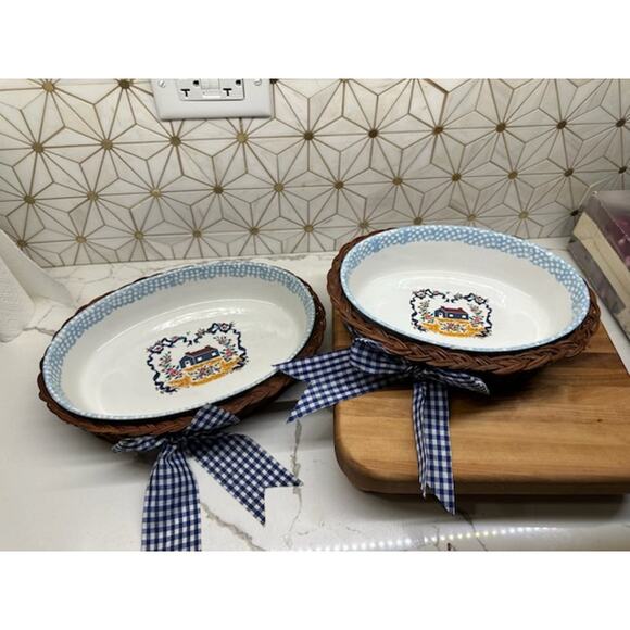 Teamson 1995 Country Home Oval Casserole Dishes in Original Baskets | Set‎ of 2 - Picture 2 of 6